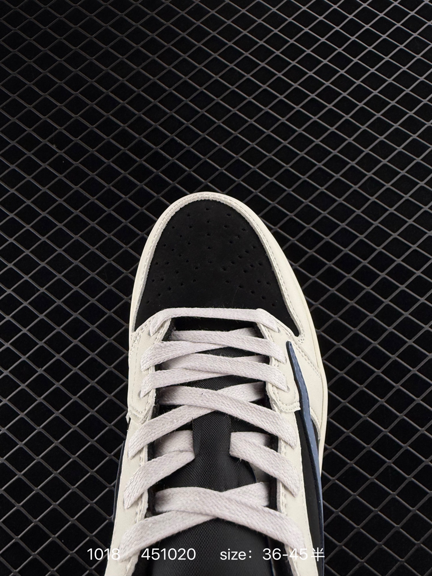 Travis Scott x Air Jordan 1 ” Reverse Mocha “